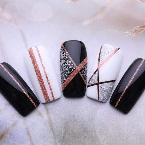 Strip Art Nail, Tape Line Nail Art, Stripes Nail Designs, Lines Nails Art, Nail Art Tape Designs Simple, Nails With Tape Design, Stripping Nail Art Design, Stripping Tape Nail Art Design, Taping Art Nails