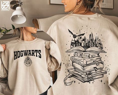 Hogwarts Sweatshirt, Wizard Castle, Hogwarts Shirt, Stile Harry Potter, Book Shirt, Images Harry Potter, Harry Potter Outfits, Cute Shirt Designs, Book Reading