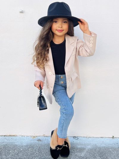 Gigi Outfits, Sailor Jeans, Pretty And Polished, Outfit Elegantes, Fashion Baby Girl Outfits, Beige Blazer, Blazer Beige, Girl A, Toddler Clothing