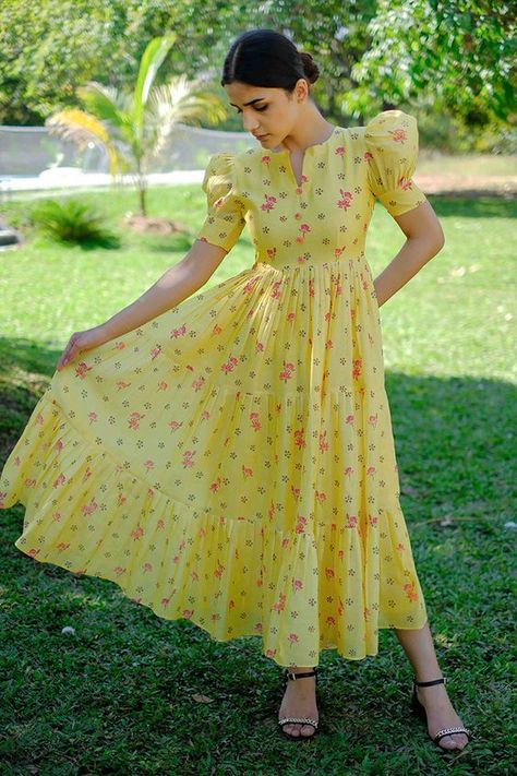 Long Frock Ideas For Women, Georgette Frock Designs, Alia Kurti, Feeding Dress Pattern Indian, Frock Models For Women, Georgette Frocks, Long Frocks For Women, Frock Designs For Women, Pink Frock