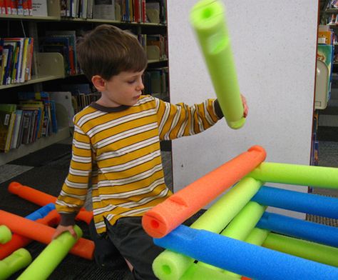 Building with pool noodle “Lincoln Logs.” Pool Noodle Lincoln Logs Diy, Pool Noodle Construction, Diy Lincoln Logs Pool Noodles, Pool Noodle Building Blocks, Pool Noodle Lincoln Logs, Architecture Preschool, Pool Noodle Hacks, Noodle Hacks, Pool Noodle Crafts