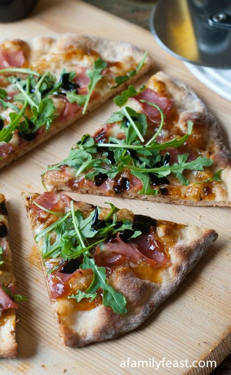 Pizza With Arugula, Fig Pizza, Pizza Gourmet, Pizza Vegetariana, Perfect Pizza Dough, Prosciutto Pizza, Naan Pizza, Fontina Cheese, Fig Recipes