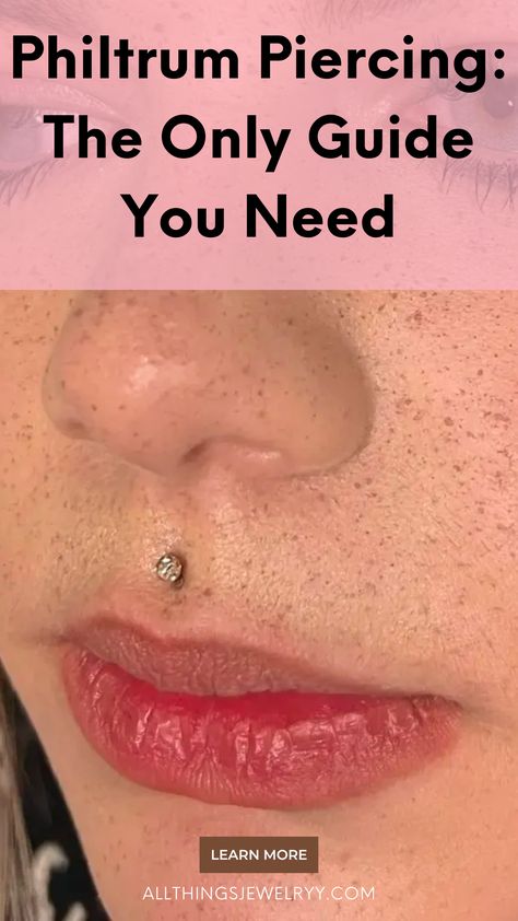 Lip Piercing For Small Lips, Female Lip Piercing, Double Nostril Piercing With Septum, Dainty Facial Piercings, Dainty Medusa Piercing, Hand Piercing Dermal, Philtrum Piercing Jewelry, Medusa Piercing Small Lips, Gold Medusa Piercing