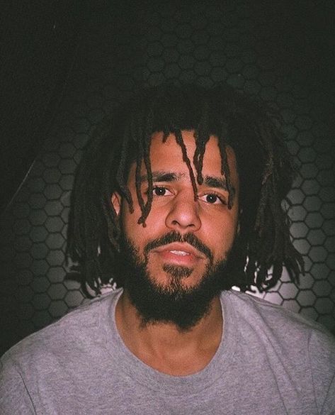 Jermaine Cole (J. Cole) https://familytron.com/jermaine-cole-j-cole/ Jermaine Cole, Pimp C, Nipsey Hussle, Trey Songz, G Eazy, Rap Artists, King Cole, Big Sean, J Cole