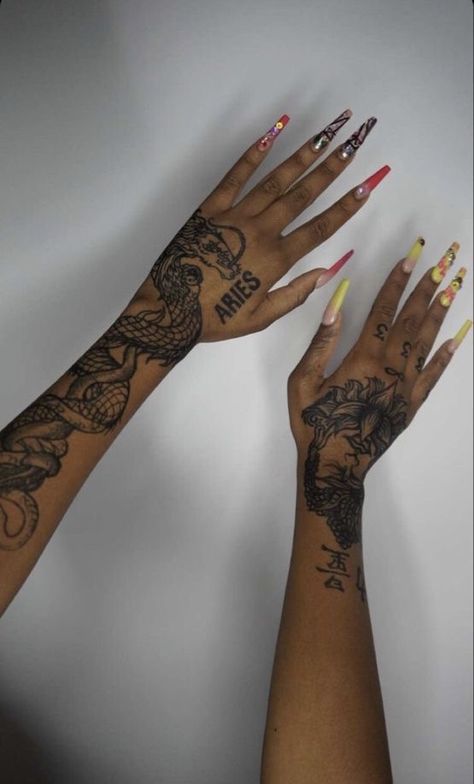 Hand Tattoos For Girls, Pretty Hand Tattoos, Neck Tattoos Women, Snakebites, Hand Tats, Black Girls With Tattoos, Red Ink Tattoos, Hand Tattoos For Women, Dope Tattoos For Women