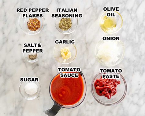 Homemade Pizza Sauce - Rich in flavor, so easy to make. It'll be so much more of a hassle to buy a jar of pizza sauce than to just make it yourself at home. #pizza #pizzasauce #recipe #homemade Tomato Sauce Pizza Sauce, How To Make Pizza Sauce Easy, Pizza Tomato Sauce Recipes, Healthy Pizza Sauce Recipe, Simple Pizza Sauce Recipe, How To Make Pizza Sauce Homemade, Homemade Pizza Sauce Easy, Pizza Hut Pizza Sauce Recipe, How To Make Homemade Pizza