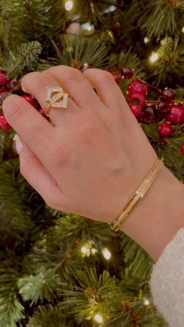 Marie on Instagram: "When in doubt, opt for Āzlee. • @azlee_ • • • • • • • • • • #instagood #handmade #jewellery #rings #bracelet #gold #carats #diamonds #emerald #bangle #christmas #giftideas #holidays" Jewellery Rings, Bracelet Gold, Handmade Jewellery, Emerald, Diamonds, Holidays, Bracelet, Christmas, Gold