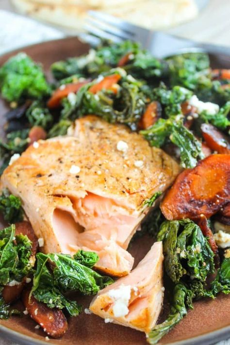 Salmon with Goat Cheese is one of my favorite dinners! Adding veggies like carrots and kale round out the dish so you’re getting nutrition and tons of flavor! These “burnt” carrots are caramelized and so tasty! Plus – it’s ready in 15 minutes! Salmon Kale, Cheese Carrots, Grilled Salmon, Goat Cheese, Fish Recipes, Quick Easy Meals, 15 Minutes, Kale, Quick Easy