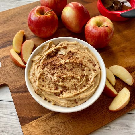 Healthy Apple Dip Apple Dip Healthy, Healthy Apple Dip, Easy Party Side Dishes, Ways To Eat Apples, Yogurt Fluff, Ground Chicken Stuffed Peppers, Fluff Dip, Apple Dip Recipe, Taffy Apple