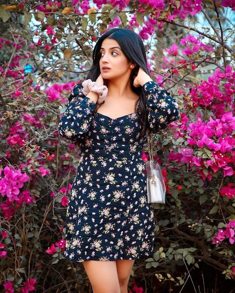 Aryanshi Sharma on Instagram: “Happiness over everything ✨💜” Photo Pose For Women In Frock, Western Outfits Photography, One Piece Photoshoot Poses Couple, Photo Poses One Piece, Poses On One Piece Dress Short, Short Frocks Poses, Photo Poses For Frock, Short Frok Photo Poses, Western Dresses Photo Poses