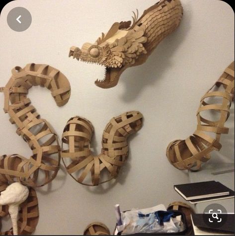 Cardboard Dragon, Cardboard Art Sculpture, Cardboard Sculpture, Cardboard Art, Cardboard Furniture, Diy Creative Crafts, Fun Diy Crafts, Cardboard Crafts, Paper Sculpture