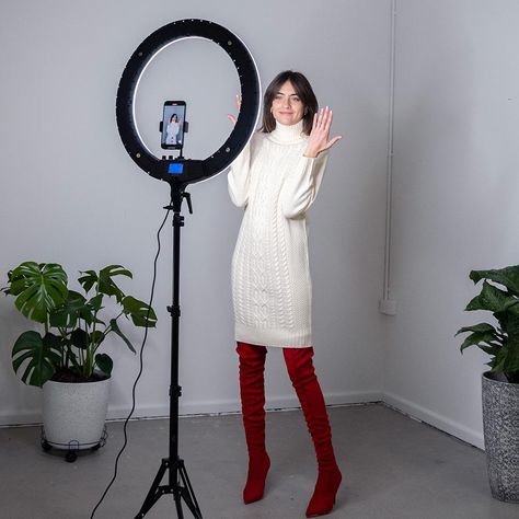 Portable Ring Light, Ring Lights, Tungsten Light, Expensive Camera, Light Setup, Traditional Flash, Selfie Ring Light, Light Ring, Light Crafts