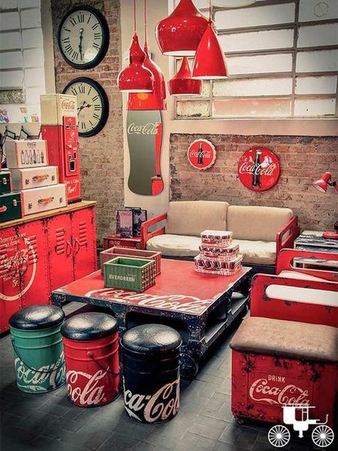 Gerobak Dorong, Coca Cola Kitchen, Bar Deco, Coca Cola Decor, Cola Drinks, Always Coca Cola, World Of Coca Cola, Coke Cola, Retro Diner