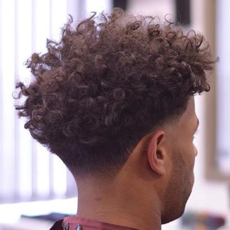 Black hair Curly Taper Fade                                                                                                                                                                                 More Curly Taper, Curly Taper Fade, Black Haircut Styles, Taper Fade Curly Hair, Fade Haircut Styles, Male Haircuts Curly, Curly Hair Fade, Curly Haircut, Low Fade Haircut