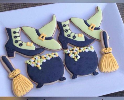 Emily Issac:  Halloween.   Witches hat, broom, shoe, and cauldron.  ♡ Halloween Witch Hat Cookies, Halloween Witches Hat, Witch Shoe, Witch Hat Cookies, Shoe Cookies, Halloween Brooms, Farm Cookies, Pumpkin Sugar Cookies, Halloween Cookies Decorated