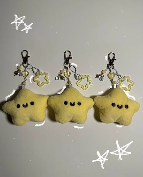 cute star keychains for your bags, or anything you would want it for! ⭐️ Cute Animal Keychains, Plushie Ideas, Space Gifts, Star Keychain, Felt Keychain, Keychain Ideas, Clay Keychain, Cute Star, Space Gift