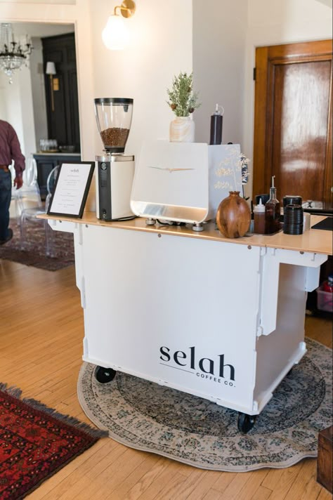 Coffee Carts Design, Collapsible Coffee Cart, Bakery Cart Ideas, Coffee Popup, Small Coffee Cart, Coffee Cart Ideas, Espresso Cart, Matcha Shop, Coffee Catering