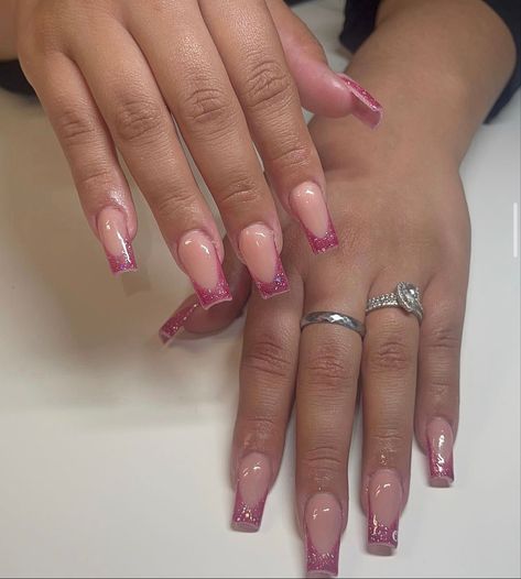 Sparkle Pink Tip Nails, Pink French Tip Nails With Sparkle, Sparkly Pink Nails French Tip, Short Nail Designs Pink French, Cute Pink Hoco Nails, Sparkly Pink French Tip Acrylic Nails, Pink Sparkle French Tip Nails Almond, Pink Sparkle Nails Square, Pink And Silver French Tip Nails