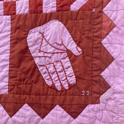 Carson Ellis, Applique Art, Like Drawing, Red Quilts, Motif Vintage, Stitching Art, Applique Quilts, Hand Quilting, Embroidery Floss