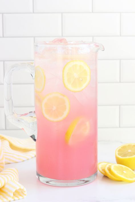 Whip up this easy 3-ingredient pink punch! Perfect for parties, it's quick, delicious, and sure to impress. Get the recipe now! Pink Punch Recipe Non Alcoholic, Pink Punch Recipe, Blue Party Punches, Pink Lemonade Punch, Pink Punch Recipes, Pink Party Punches, Bridal Shower Punch, Easy Party Punch, Pink Lemonade Recipes