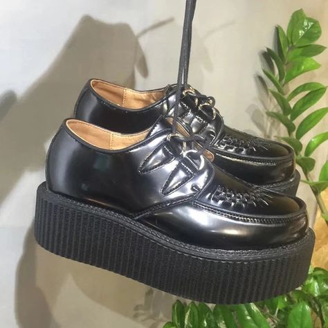 💖 Black Harajuku Shoes Classic Lace UP High Platform Creepers Fashion Harajuku Punk Shoes Women's Casual Shoes Platform Shoes 💖 by Samag Shop At cheap price 🤑 Shop now 🛍️ at https://tinyurl.com/22xzg22s Harajuku Shoes, Platform Creepers, Harajuku Punk, Punk Shoes, Casual High Heels, Shoes Classic, Lace Up Wedges, Shoes Platform, Shoes Casual