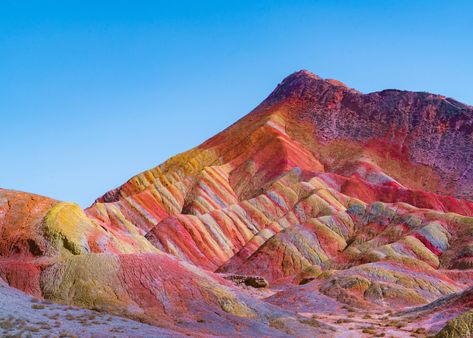 Universal Geometry, Rainbow Mountains China, Places Mountains, Rainbow Mountains, Havasupai Falls, California Wildflowers, Salvation Mountain, Colorful Mountains, Rainbow Mountain