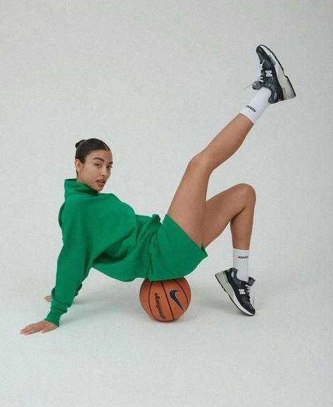 Athletic Editorial, Sporty Editorial, Sporty Photoshoot Ideas, Athleisure Editorial, Basketball Editorial, Sportswear Photoshoot, Adidas Photoshoot, Sporty Photoshoot, Athletic Photoshoot