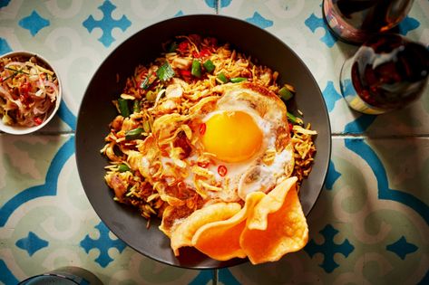 Capturing the Heat and Crunch of Indonesian Cooking - The New York Times Nasi Goreng Recipe, Indonesian Chicken, Nasi Goreng Ayam, Chicken Fried Rice Recipe, Kecap Manis, Slow Cooked Meat, Berbuka Puasa, Fried Shallots, Nyt Cooking