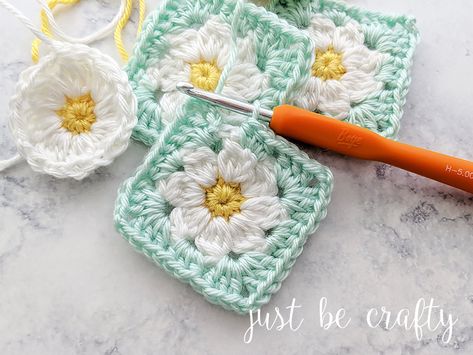 Dainty Daisy Granny Square Motif & Video Tutorial - Just Be Crafty Small Flower Granny Square, Grammy Square Pattern, Daisy Granny Square Pattern Tutorials, Mini Flower Granny Square, Daisy Granny Square Pattern Free, Mini Daisy Granny Square, Crochet Daisy Square Pattern, Dainty Daisy Granny Square Pattern, Ditsy Daisy Granny Square