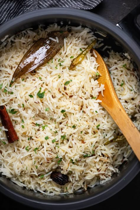 Perfect Jeera Rice Recipe Jeera Chicken Indian, Dal Fry Jeera Rice Recipe, Zeera Rice Recipes, Jira Rice Recipes, Jira Rice, Flavoured Rice Recipes, Christmas Curry, Flavourful Rice, Jeera Rice Recipe