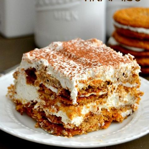 Desserts For September, Oatmeal Cream Pie Dessert Recipes, Oatmeal Pie Cake, Easy Creamy Desserts, Yummy Dessert Ideas, Oatmeal Cream Pie Cheesecake, Unique Thanksgiving Recipes, Oatmeal Creme Pies, Trending Desserts