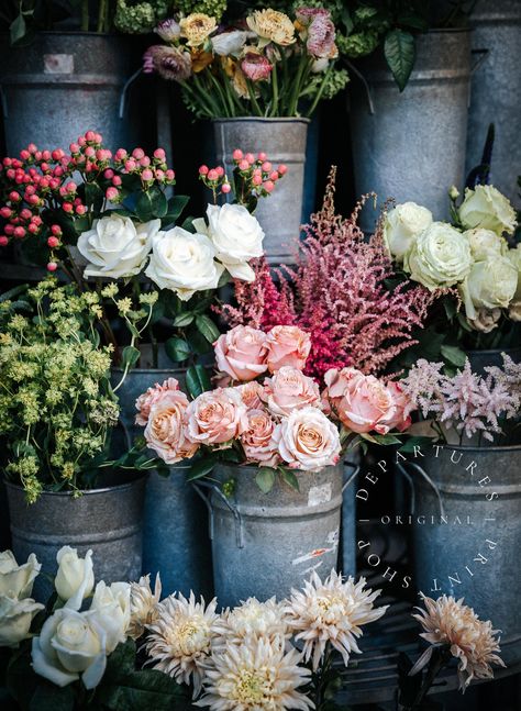 Flower Market Photography, Florist Boutique, French Flower Market, French Flower Shop, Paris Flower Market, Summer Display, Flower Shop Interiors, Paris Home Decor, Paris Travel Photography