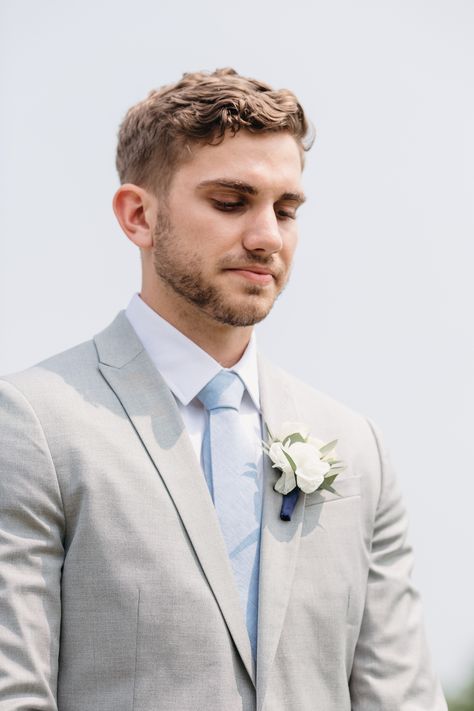 Light Gray Suit Blue Tie, Blue Gray Tuxedo Wedding, Blue Tie Suit Combo, White Suit Blue Tie, Grey And Blue Suits For Men, Grey Suit With Light Blue Tie, Dark Blue Suit With Light Blue Tie, Tan Suit With Light Blue Tie, Grey Suit Blue Tie Wedding