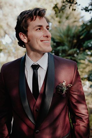 Modern and Romantic Jewel Toned Inspiration | Artfully Wed Wedding Blog Wedding Motif Color, Fantasy Wedding Theme, Enaura Bridal, Burgundy Wedding Colors, Wedding Motifs, Jewel Wedding, Preowned Wedding Dresses, Wedding Kiss, Groom Looks