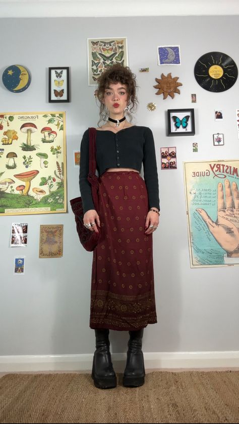 Short Sleeve Dress With Shirt Underneath, Long Sleeve And Long Skirt Outfits, Whimsigothic Outfits Aesthetic, Whimsigoth Dark Academia Outfit, Mermaid Maxi Skirt Outfit, The Craft Fashion Outfits, Whimsygoth Summer Outfits, Professional Whimsigoth, Long Skirt Witchy Outfit