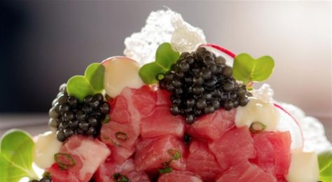 How to Prepare Tartare, 4 Ways #food #recipes #spiralizer Tartare Recipe, Fine Dining Plating, Beef Tartare, Nice Restaurant, Bistro Menu, Steak Tartare, Chef Recipes, Culinary Arts, What To Cook