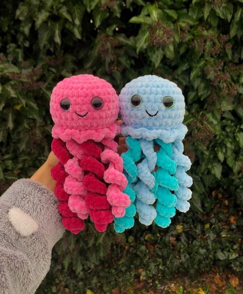 Jellyfish Amigurumi, Octopus Crochet Pattern, Crochet Toys Free Patterns, Crocheted Jellyfish, Amigurumi Minta, Crochet Toys Free, Easy Crochet Animals, Crochet Octopus, Plushie Patterns