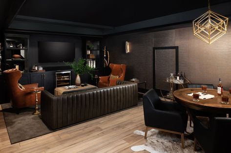 Speakeasy Media Room, Swanky Basement Lounge, Dark Cozy Basement Ideas, Speakeasy Room Ideas Basement, Moody Dark Basement, Speakeasy Basement Bar, Turn Dining Room Into Bar Lounge, Whiskey Lounge Home, Cocktail Room In House