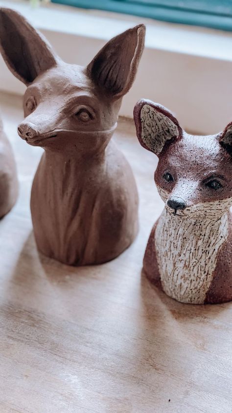 Margaret River Ceramics, Animal Ceramics Ideas, Clay Animals Sculpture, River Ceramics, Wine Ceramic, Fox Pottery, Animal Pottery, Beautiful Ceramics, Pottery Animals