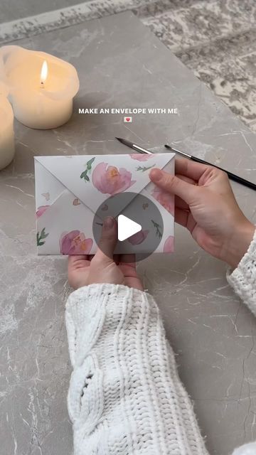 784 likes, 20 comments - britandco on April 18, 2024: "DIY Painted Envelope 💌 Send your love in a pretty floral envelope! Try this DIY craft the next time you’re looking to personalize thank-you notes, love letters, or invites to spring festivities! 🎨 (via @maximeee) 

#painting #diy #envelopeart #envelopes #calligraphy #creativeprocess #loveletters". Love Letter Envelope, How To Make An Envelope, Envelope Art, Thank You Notes, Love Letters, Creative Process, Diy Painting, Envelope, Pattern Design