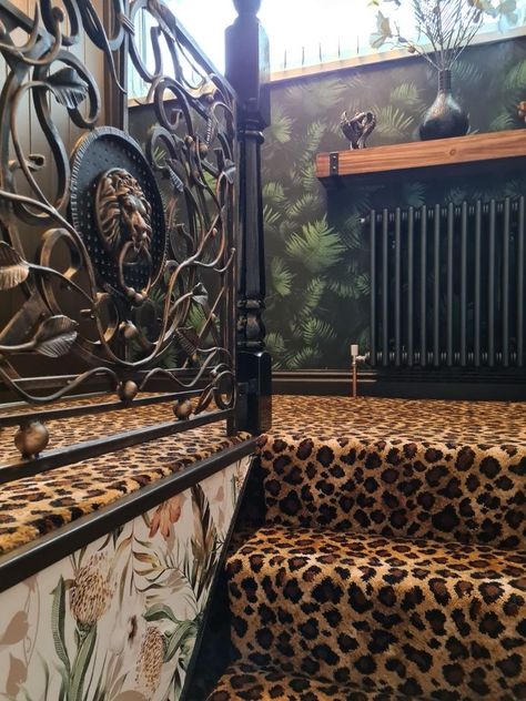 Leopard Print Carpet Bedroom, Cheetah Print Furniture, Leopard Print Rug Bedroom, Leopard Print Stairs, Leopard Print Carpet On Stairs, Leopard Living Room Ideas, Maxamilist Interior, Leopard Print Room, Dark Eclectic Home