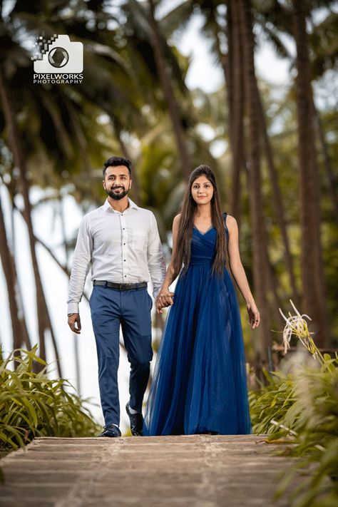 Pre Wedding Shoot Dresses Indian, Pre Wedding Photoshoot Dress Ideas Outfit Indian, Couple Dress For Photoshoot, Preshoot Frock Design, Pre Wedding Beach Outfits, Per Wedding Shoot Dress, Outfit For Pre Wedding Photoshoot, One Piece For Pre Wedding Shoot, Pre Wedding Photo Shoot Dresses