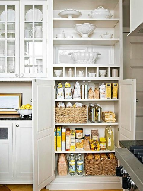 Ideas To Organize Your Kitchen Desain Pantry Dapur, Desain Pantry, Kabinet Dapur, Pantry Shelving, Small Pantry, Kitchen Organization Pantry, Kitchen Pantry Design, Kitchen Pantry Cabinets, Kitchen Cabinet Organization