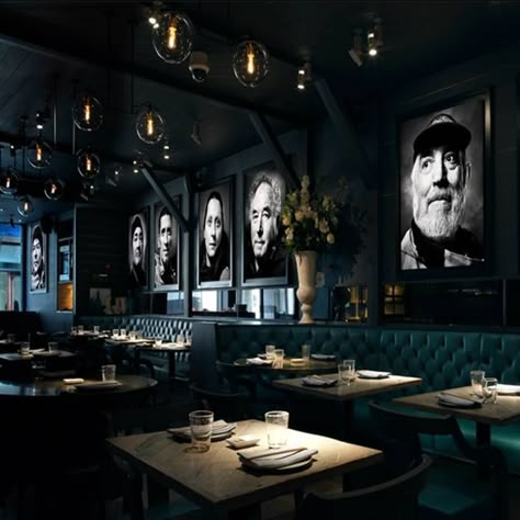 Black Theme Restaurant Interior, Restaurant Wall Design, Pub Interior Design, Black Restaurant, Pub Interior, Nightclub Design, Restaurants In London, Bar Interior Design, Coffee Shop Design