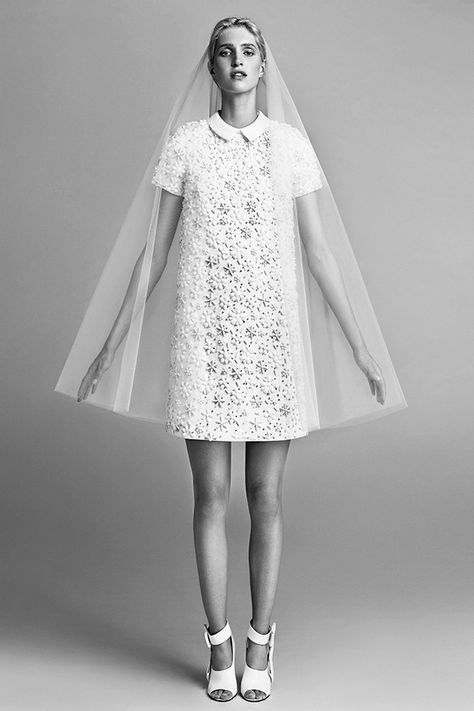 Wedding Dresses 60s, Mini Wedding Dresses, Justin Alexander, Traditional Wedding Dresses, Viktor & Rolf, Bridal Fashion Week, Bride Style, Short Wedding Dress, Bridal Inspiration