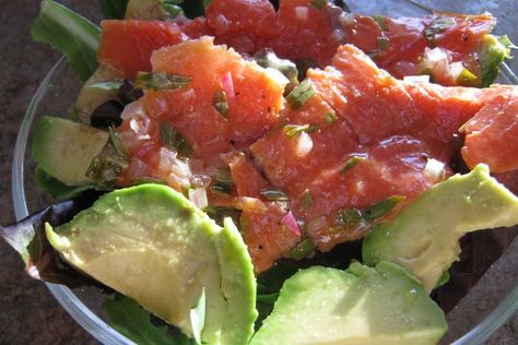 Lox and Avocado Summer Salad recipe on Food52 Lox Salad, Lox Recipes, Lox Recipe, Healthy Tacos Salad, Salad Jar Recipe, Recipe Lunch, Mason Jar Salad Recipes, Avocado Salad Recipes, Mason Jar Salad