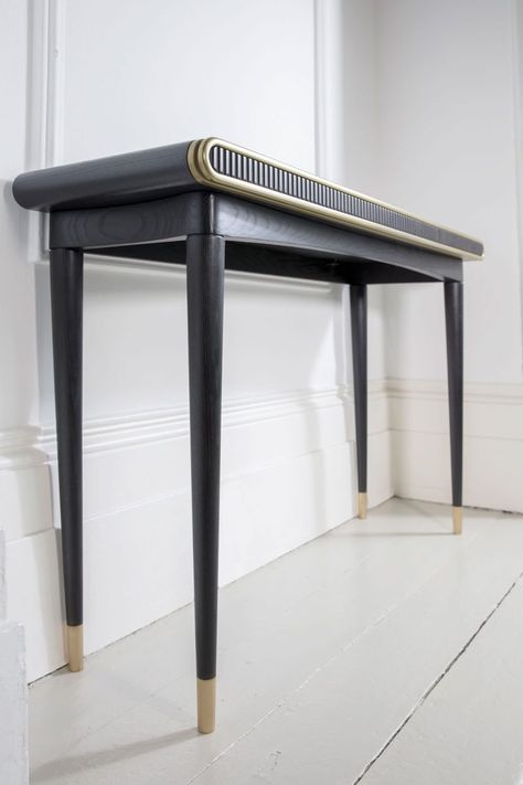 Art Deco Furniture Design, Bedroom Tables, Art Deco Console, Classic Console, Diy Furniture Cheap, Italian Furniture Design, Church Furniture, Rebecca James, Hallway Console