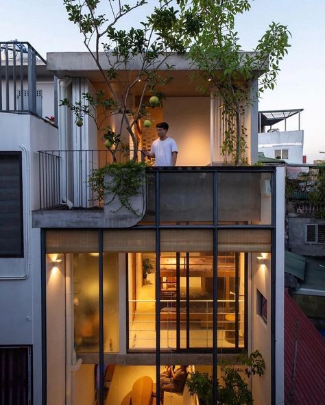 Vietnam Modern House, Business Apartment, Villa Concept, Small Dream Homes, Connected To Nature, Townhouse Exterior, Narrow House, House Arch Design, Architect Design House