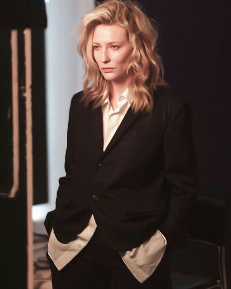 My baby ❤️ . . #cateblanchett #cateblanchettmyqueen #mostbeautifulwomanintheworld #mysunshine #myhappiness #mylove #goddess Catherine Élise Blanchett, Woman In Suit, Interview Magazine, Cate Blanchett, Hot Mess, My Baby, Jennifer Lopez, Celebrity Crush, Pretty Woman