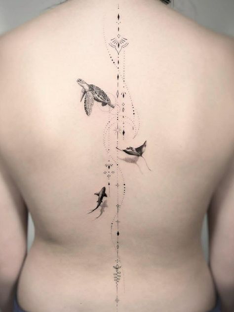 Jellyfish Spine Tattoos For Women, Sea Back Tattoo Women, Back Tattoo Sea Theme, Marine Life Spine Tattoo, Aquatic Spine Tattoo, Spine Ocean Tattoo, Ocean Back Tattoo Women, Scuba Tattoo For Women, Shark Spine Tattoos For Women